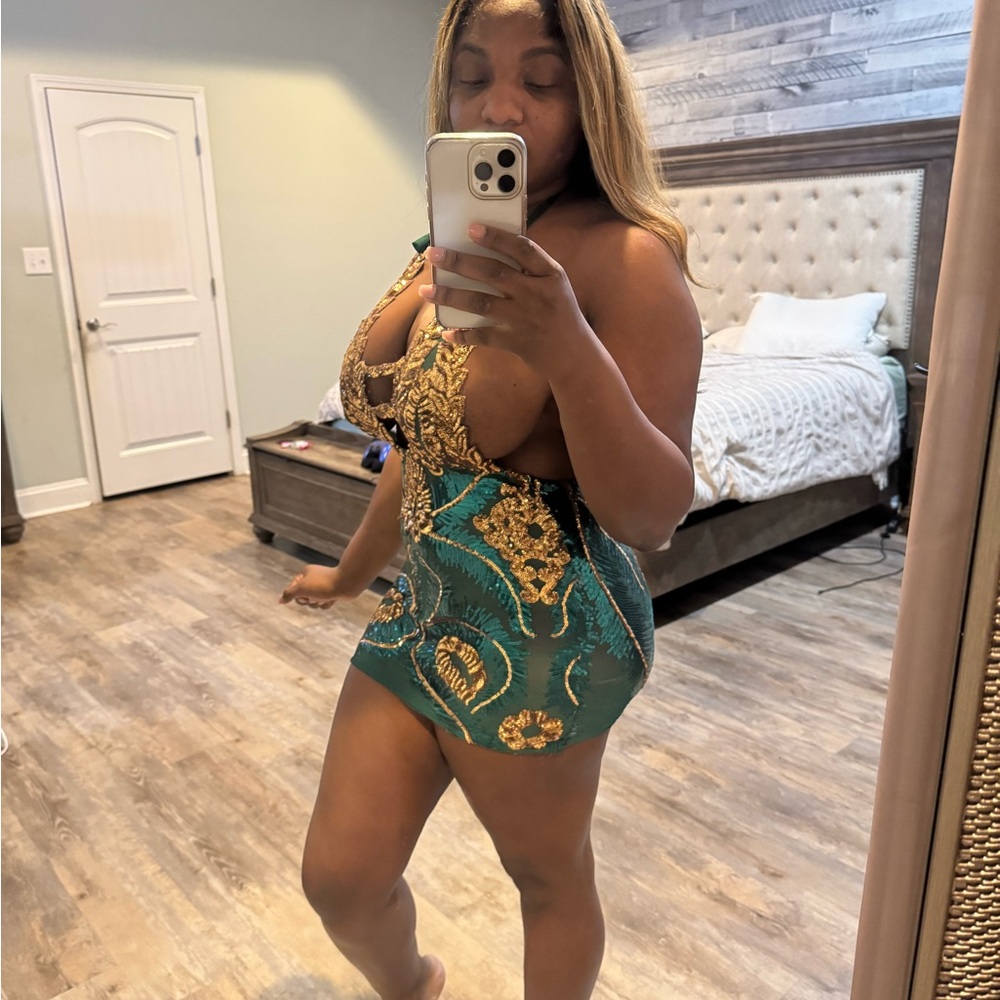 Elegant Green and Gold Dress